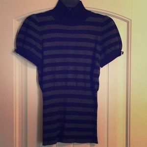 Black/gray short sleeve turtleneck